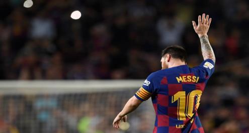 صباحك أوروبي .. ميسي يبدأ الحرب.. مصير سانشو.. وعودة الجماهير